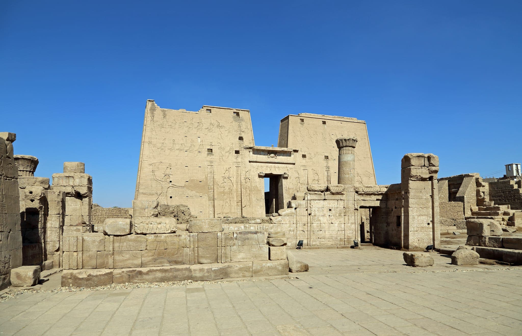 Templo de Edfu: la maravilla antigua mejor conservada de Egipto